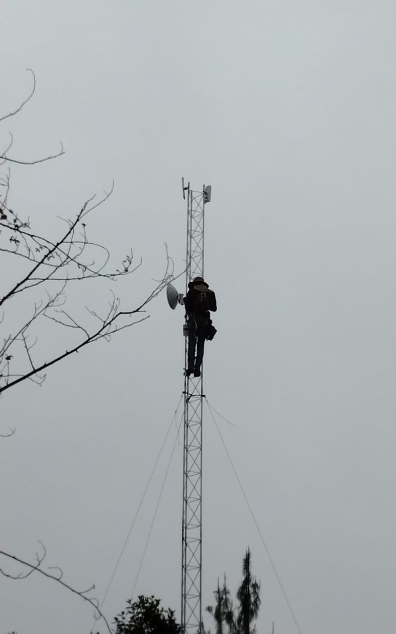 Instalación de antena Wireless en altura